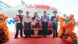 台船為萬海航運（新加坡）有限公司　舉辦3,000 TEU級貨櫃輪「雋春輪」命名典禮